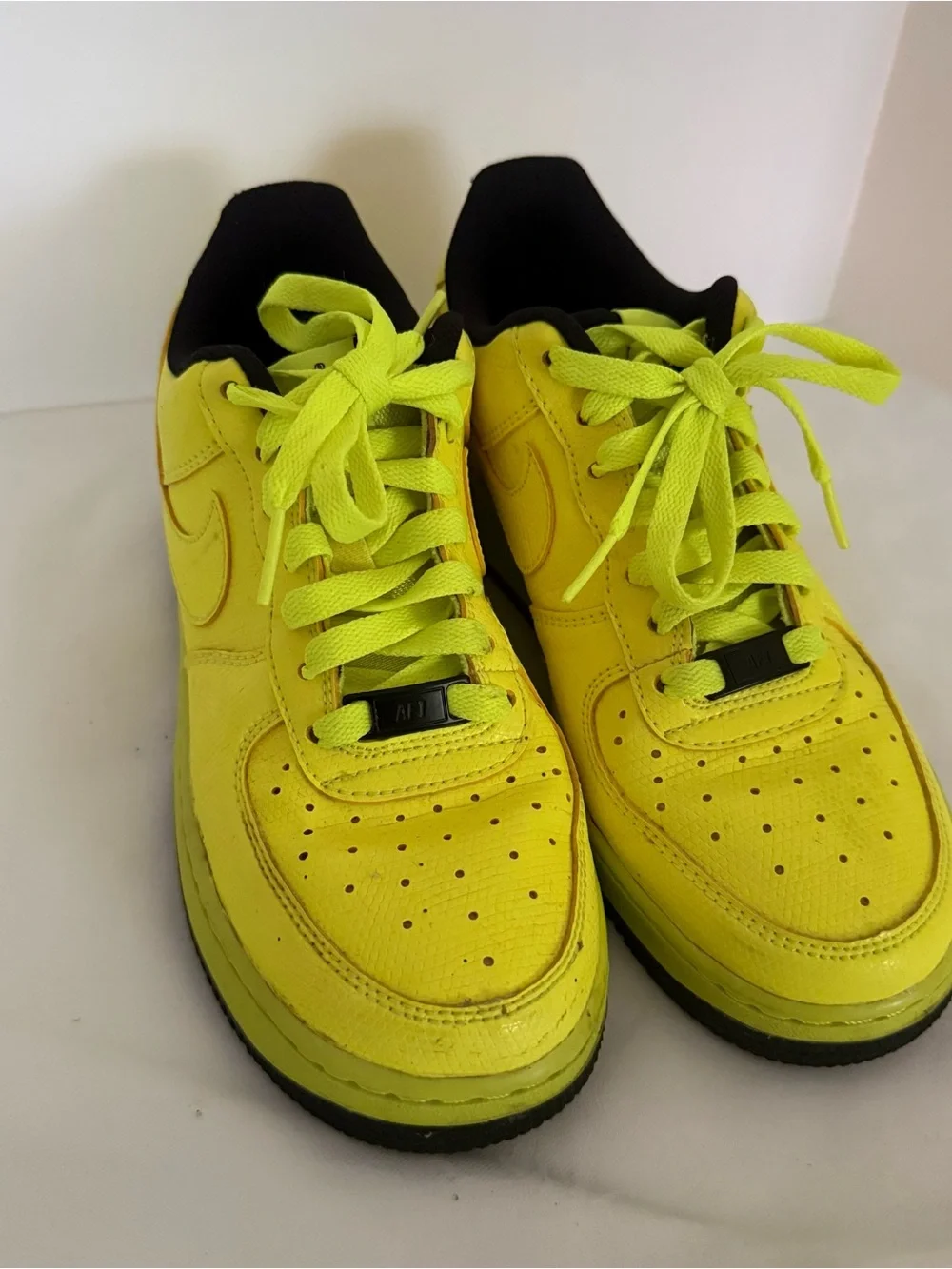 Nike Youth size 5.5 Neon Yellow Low-Top Sneakers with Black Interior